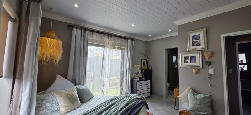2 Bedroom Property for Sale in Tergniet Western Cape